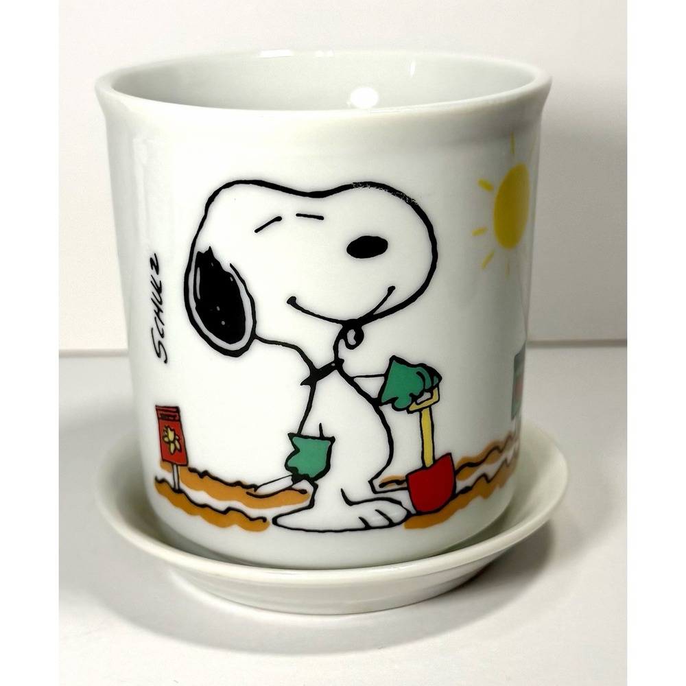 Vintage Ceramic Snoopy and Woodstock Flower Pot Dish from Japan